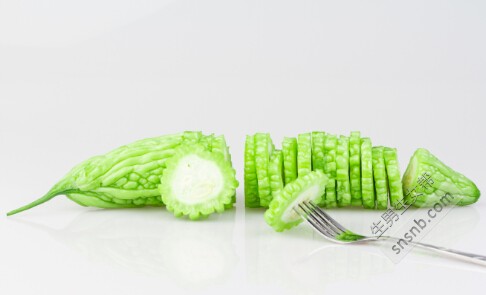 孕妇可以吃苦瓜吗 孕妇吃什么食物 孕妇吃哪些食物